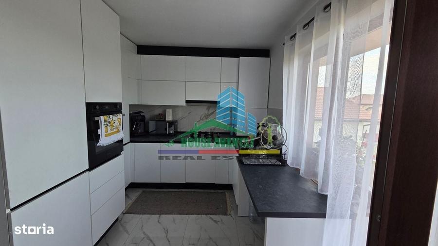 Apartament cu 4 camere în Central