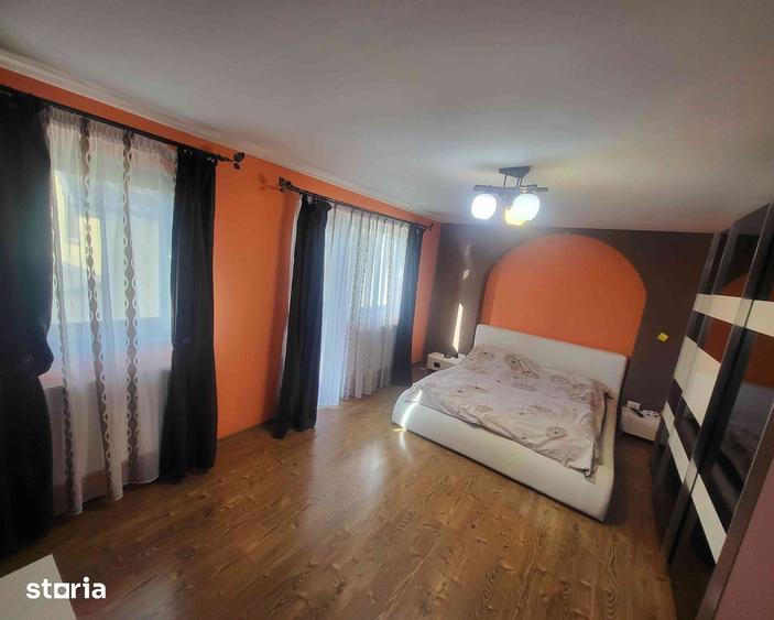 Casă cu 3 camere cu Teren 300 Mp în Gherăiești