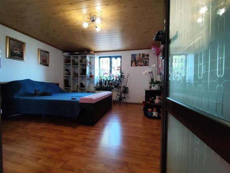 Casă individuală cu 3 camere cu Canalizare în Chitila