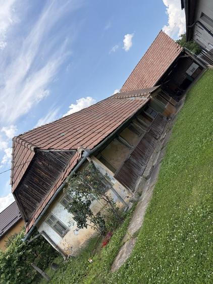 Casă cu 4 camere în Mihai Viteazu