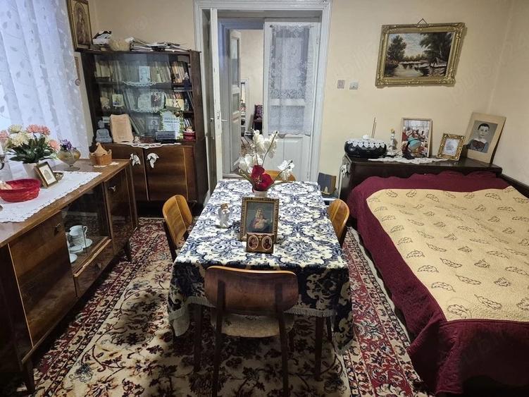 Casă cu 3 camere cu Teren 700 Mp în Central