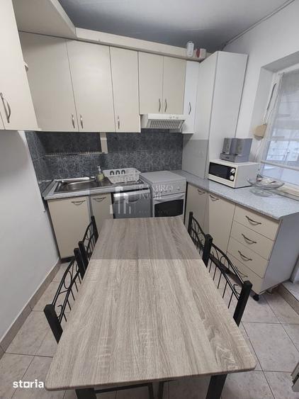 Apartament cu 3 camere decomandat, mobilat în Crângași