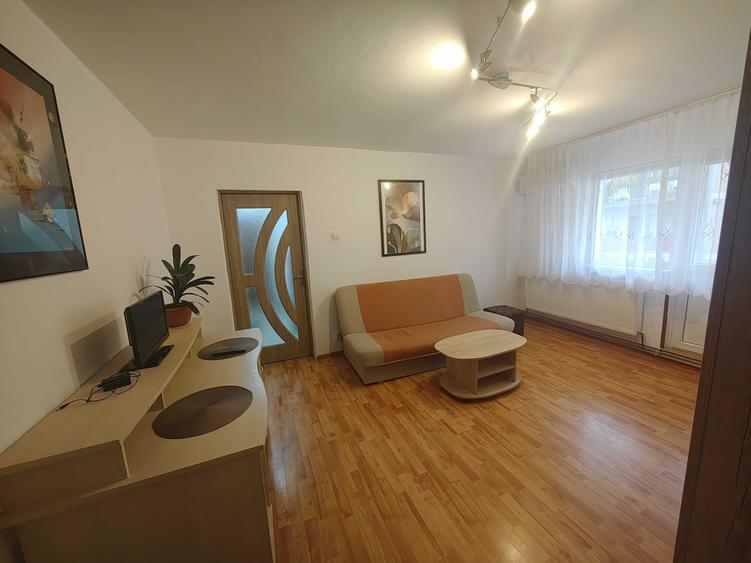 Inchiriere apartament cu 2 camere etajul 2 Zona Strand . - 5
