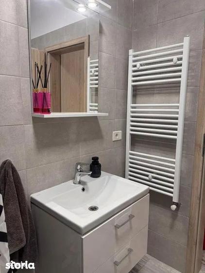Apartament cu 2 camere decomandat, mobilat în Metalurgiei