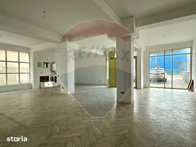 Spațiu comercial, de 186 mp, în Cumpăna
