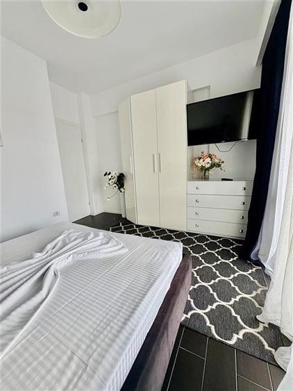 Apartament cu 2 camere decomandat, mobilat în Exterior Est