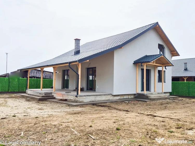 Casă cu 4 camere cu Teren 500 Mp în Drăganu