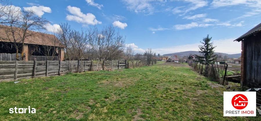 Casă cu 6 camere cu Teren 1618 Mp în Ernei