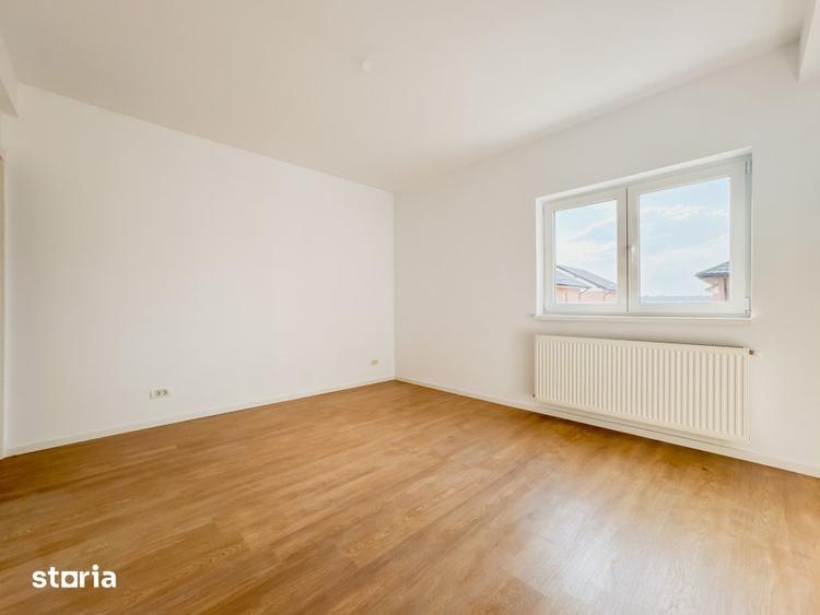 Casă cu 4 camere cu Teren 375 Mp în Săbăreni