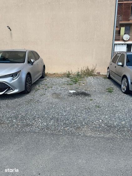 Apartament cu 3 camere în Florești