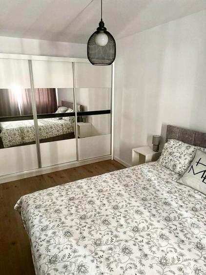 Apartament cu 2 camere semidecomandat în Cetate