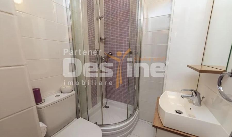 Apartament cu 3 camere decomandat, mobilat în 13 Septembrie