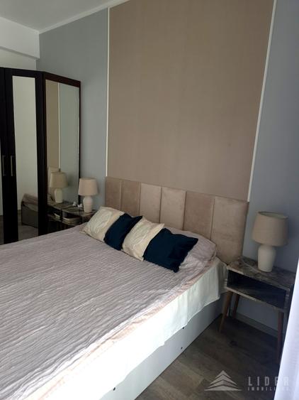 Apartament cu 2 camere semidecomandat, mobilat în Central