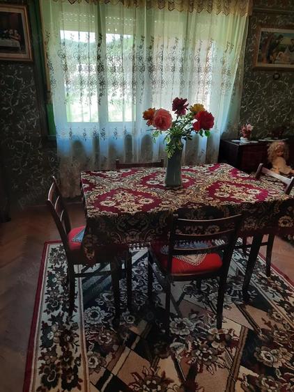 Casă cu 4 camere cu Teren 1862 Mp în Anina