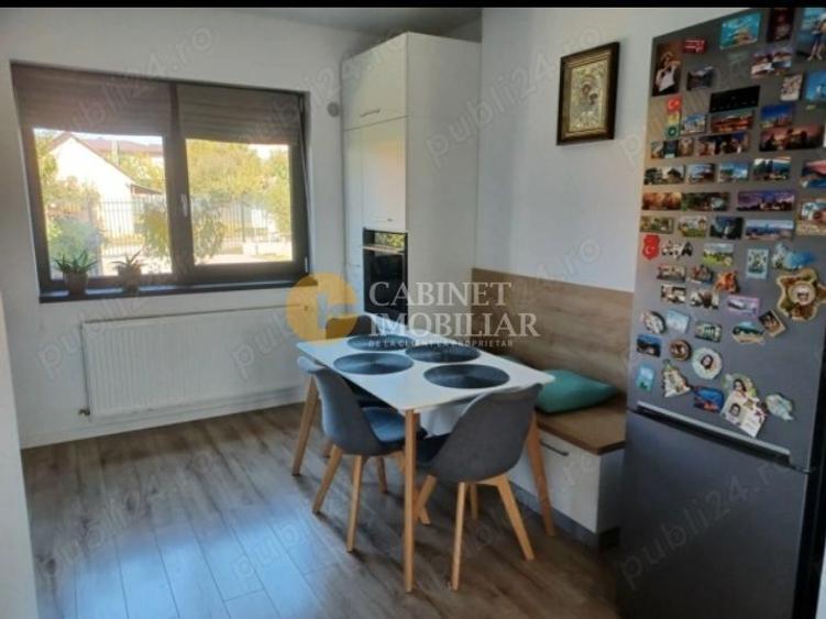 Casă individuală cu 4 camere cu Canalizare în Miroslava