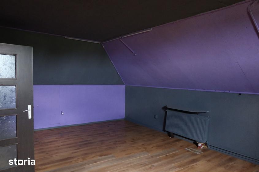 Casă cu 6 camere cu Teren 1141 Mp în Valea Călugărească