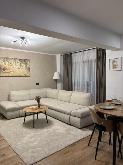 Apartament cu 2 camere decomandat în Precista