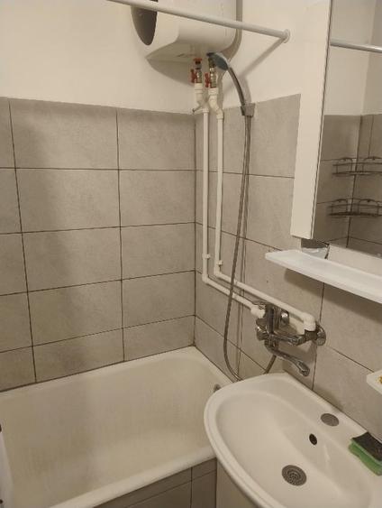Apartament cu 2 camere nedecomandat, mobilat în Tomis Nord