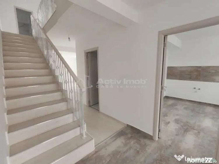 Casă cu 4 camere cu Teren 200 Mp în Prelungirea Ghencea