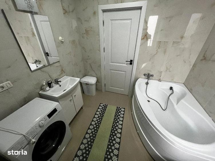 Apartament cu 2 camere decomandat în Uricani