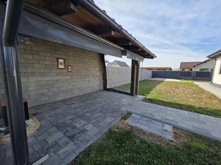 Casă cu 3 camere cu Teren 505 Mp în Cristian