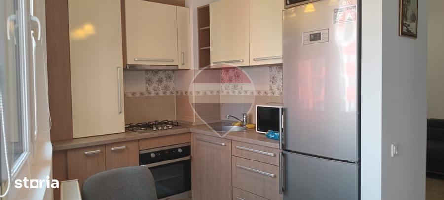 Apartament cu 2 camere decomandat în Funcționarilor