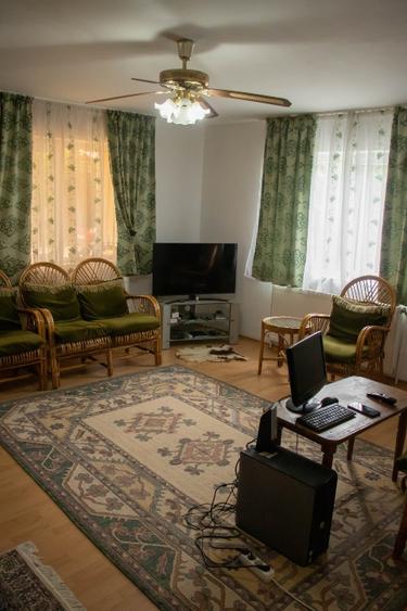 Casă individuală cu 3 camere cu Garaj în Coltău
