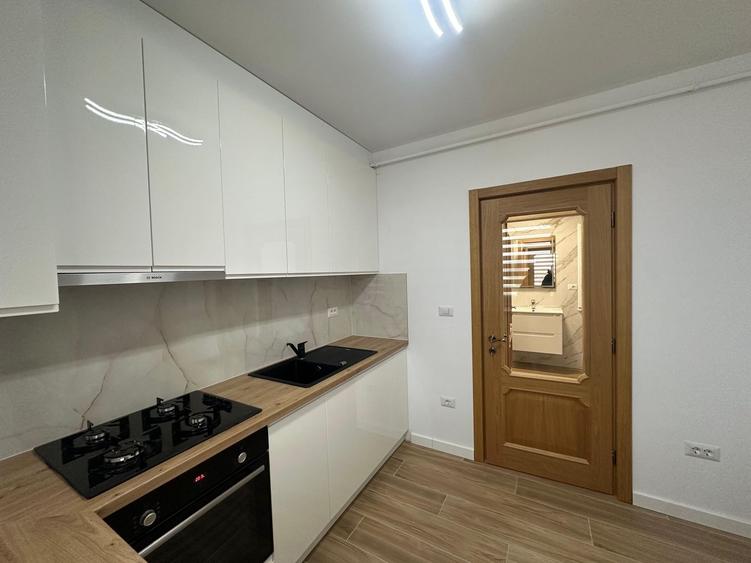 Apartament cu 2 camere decomandat, mobilat în Ultracentral