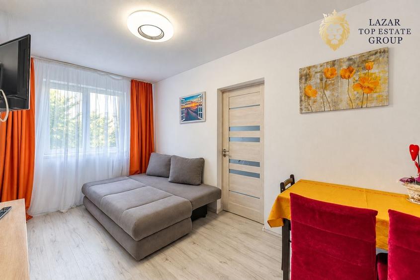 Apartament cu 3 camere semidecomandat, mobilat în Intim
