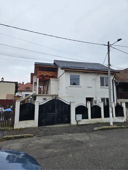 Casă în Central