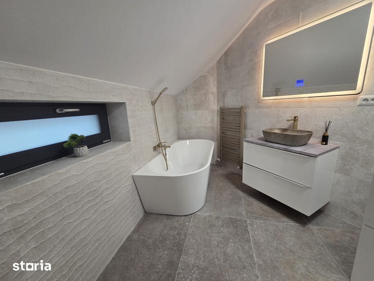 Casă cu 6 camere cu Teren 456 Mp în Mărășești
