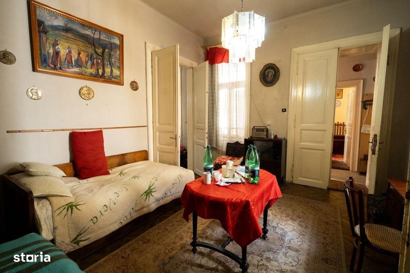 Apartament cu 2 camere semidecomandat în Horea
