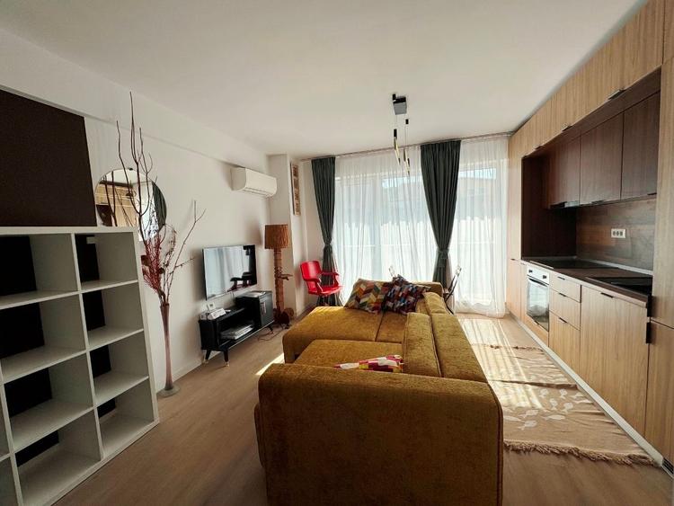 Apartament cu 2 camere decomandat în Străulești