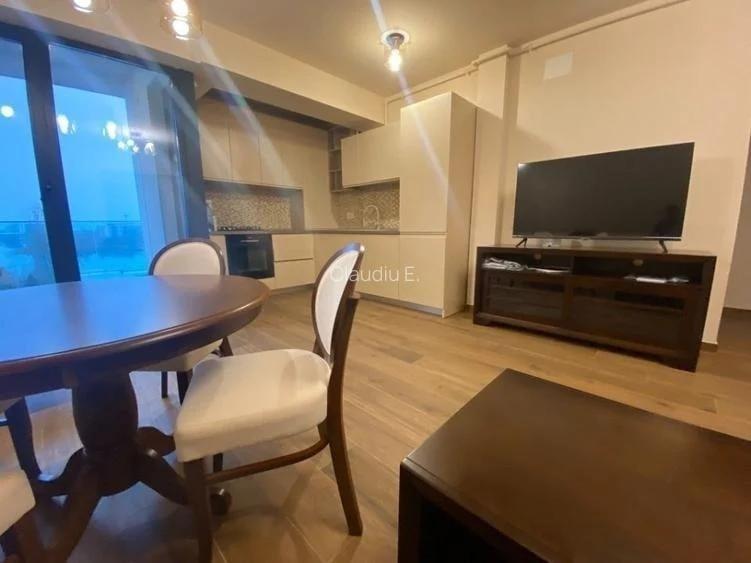Apartament cu 2 camere decomandat, mobilat în Tomis Nord