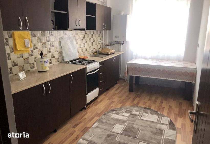 Garsonieră decomandată în Calea București