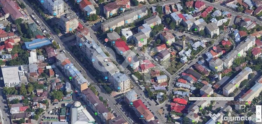 Apartament cu 4 camere decomandat în Central