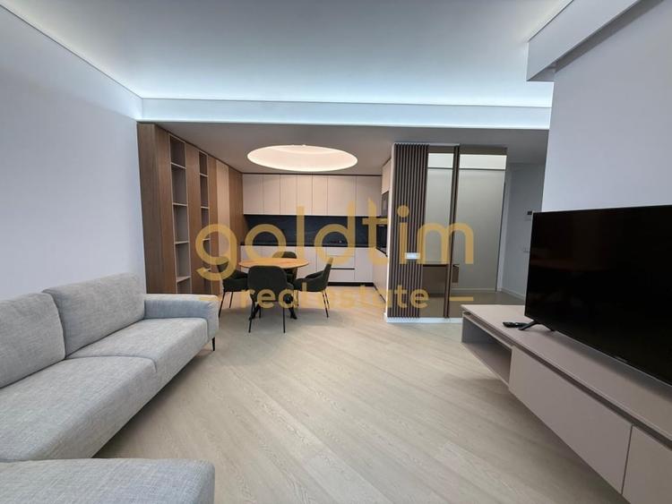 Apartament cu 3 camere decomandat, mobilat în Pipera