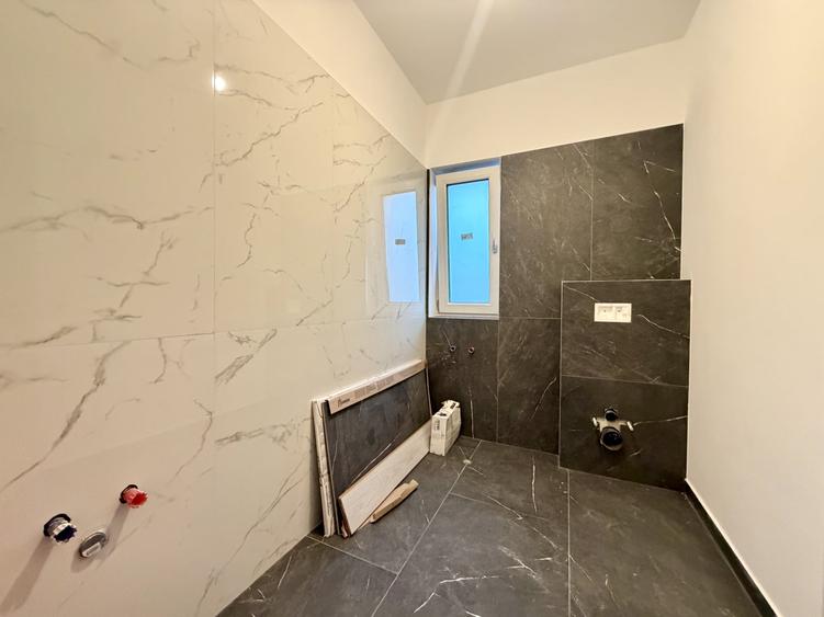 Duplex cu 3 camere cu Canalizare în Dumbrăvița