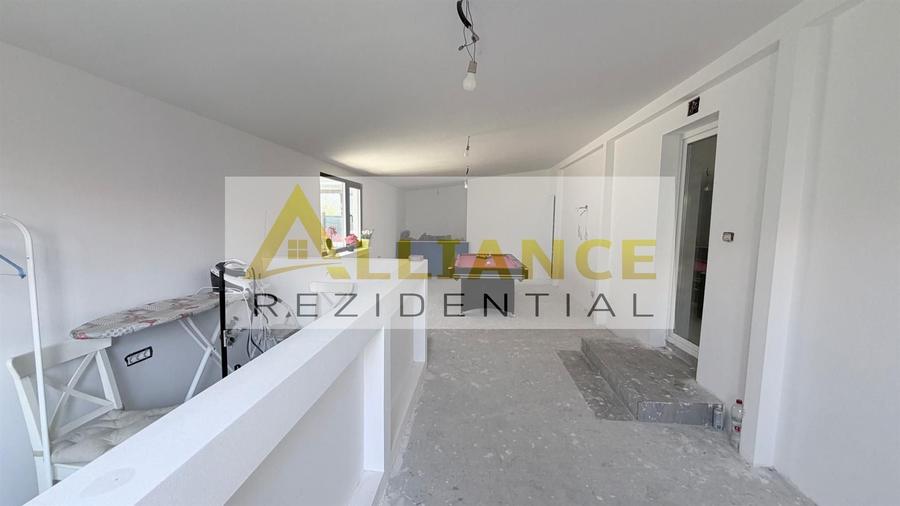 Casă individuală cu 3 camere cu Canalizare în Berceni