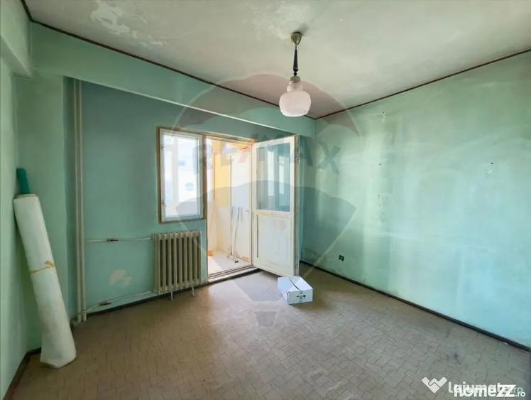 Apartament cu 2 camere decomandat în Faleză
