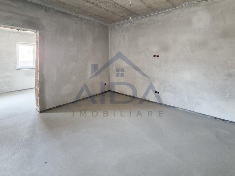 Duplex cu 5 camere cu Canalizare în Bucovăț (Remetea Mare)