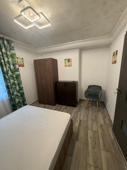 Apartament cu 3 camere semidecomandat, mobilat în Teiul Doamnei