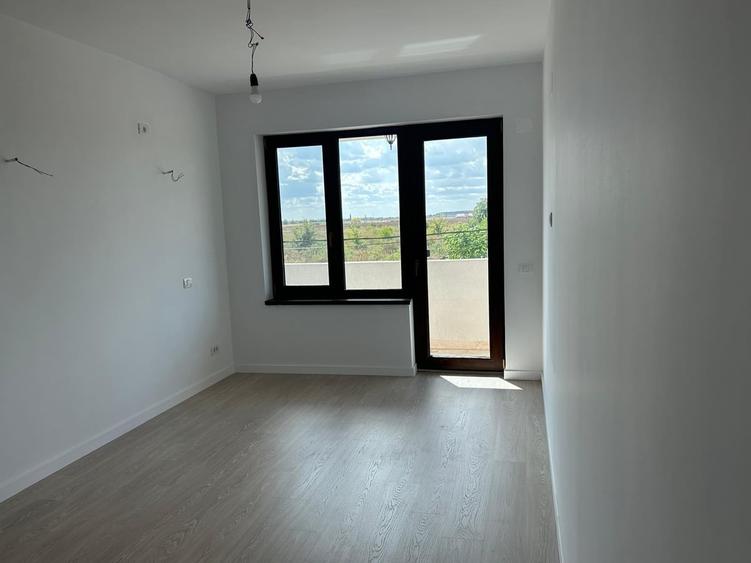 Casă cu 4 camere cu Teren 301 Mp în Corbeanca
