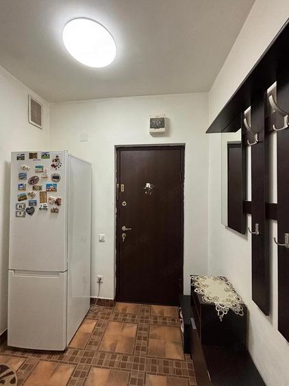 Apartament cu 2 camere semidecomandat în Lehliu