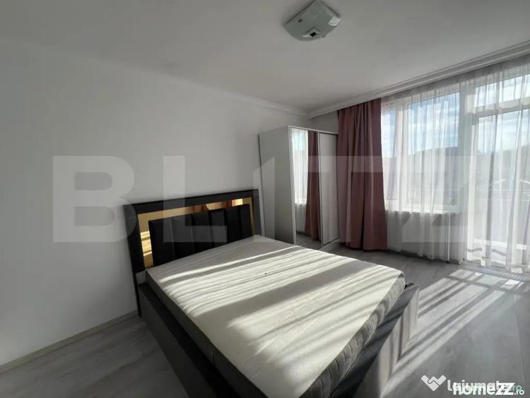 Apartament cu 3 camere semidecomandat în Florești