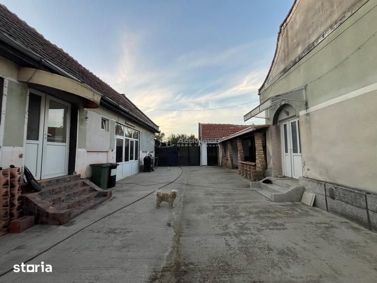 Ohaba-Forgaci, Casa Cu Doua Corpuri, 6 Cam. 268 Mp., Teren 2.999 Mp. C - 13