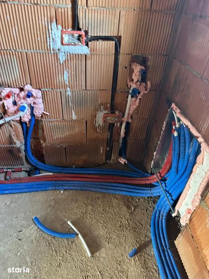 Casă cu 3 camere cu Teren 420 Mp în Șerbănești