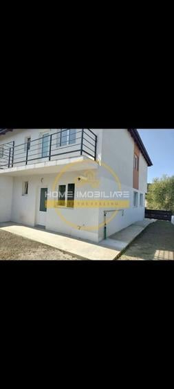 Duplex cu 4 camere cu Canalizare în Vișani