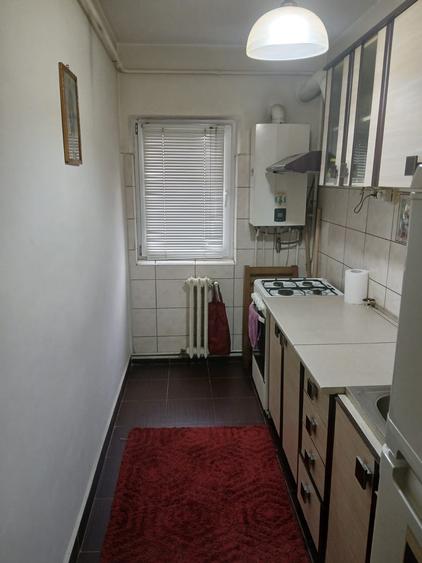 Garsonieră decomandată, mobilată în Gară