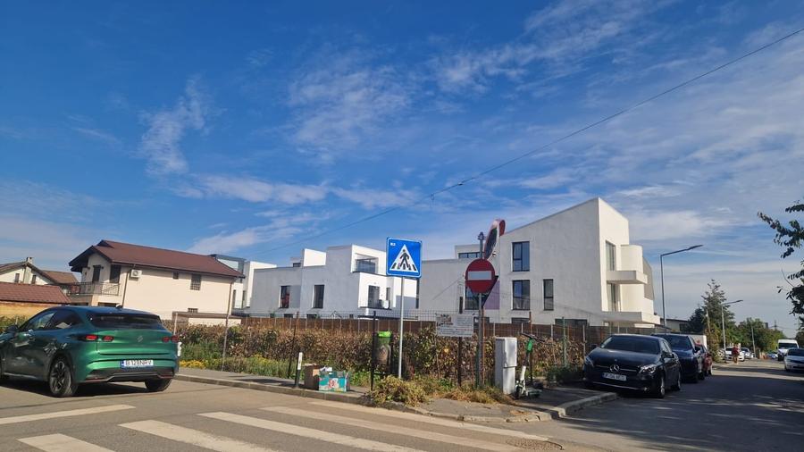 Casă cu 4 camere cu Teren 120 Mp în Popești-Leordeni